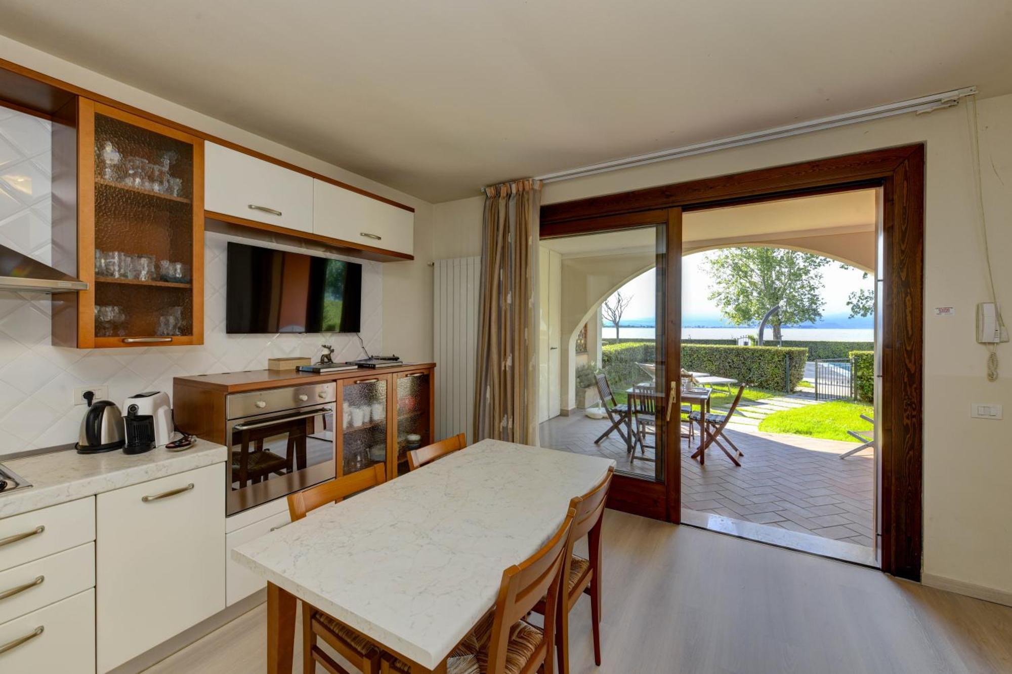 My Sirmione Beach Apartment Superior Dış mekan fotoğraf