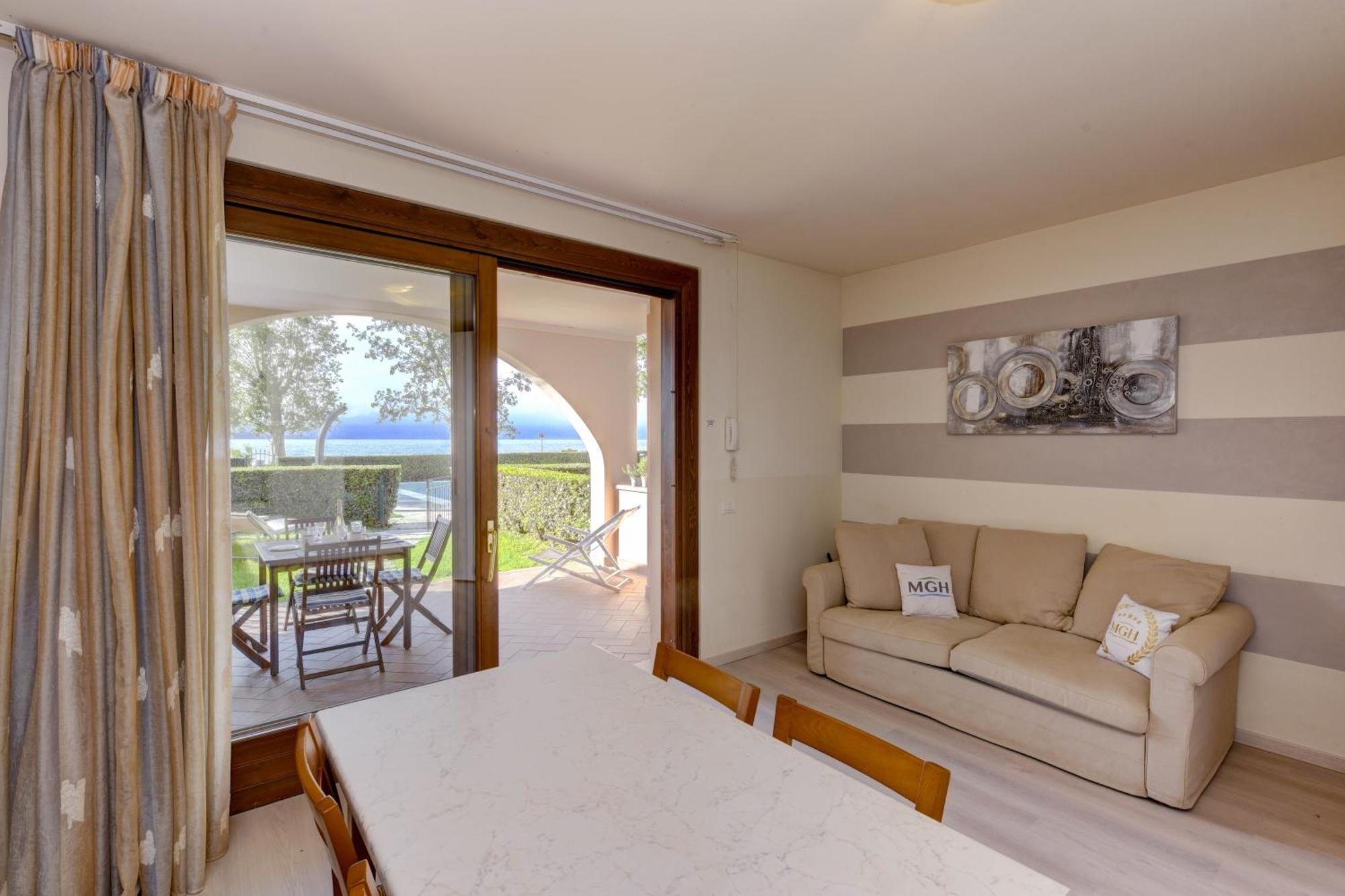 My Sirmione Beach Apartment Superior Dış mekan fotoğraf